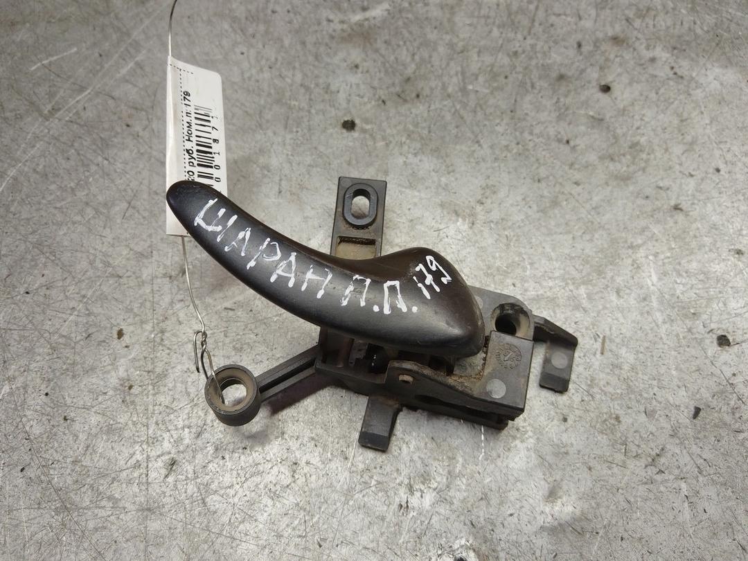 Ручка внутренняя передняя правая 1JA13I Volkswagen Sharan