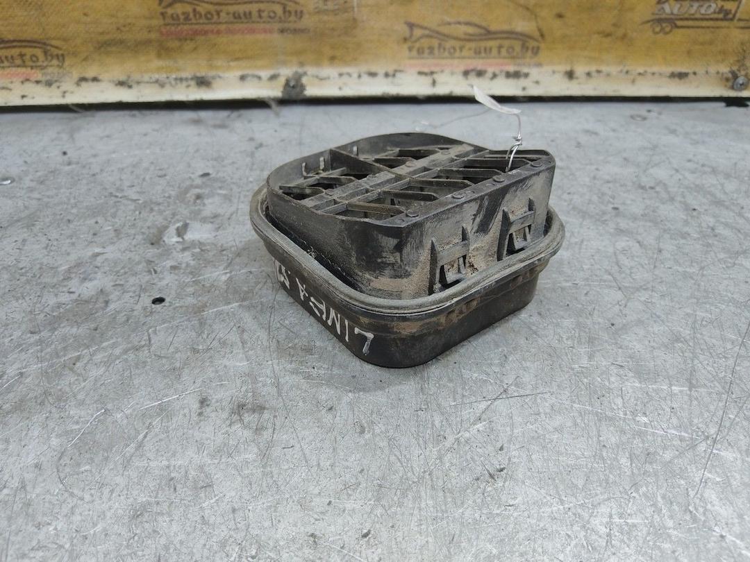 Решетка вентиляции кузова 44NDNZ Fiat Linea - Фото 2