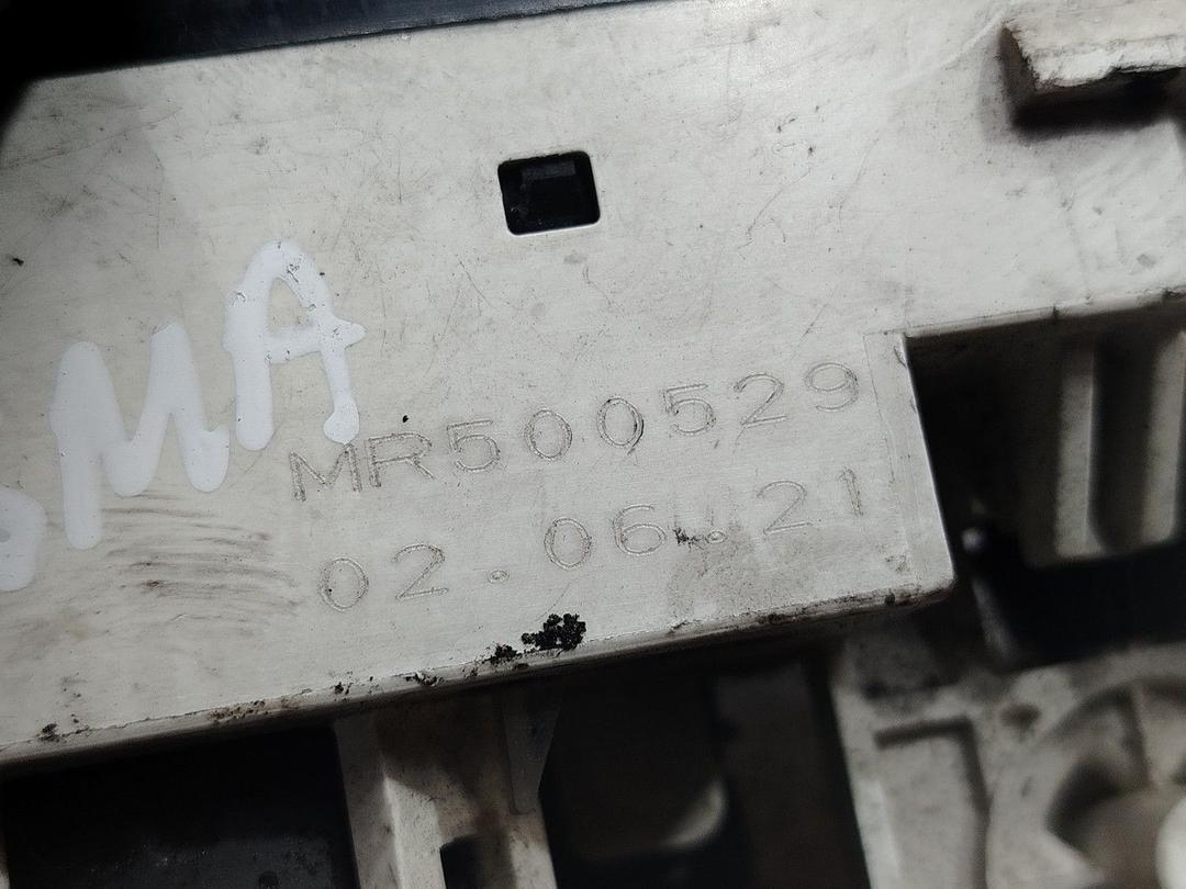 Блок управления печки/климат-контроля YZRBIR Mitsubishi Carisma - Фото 5