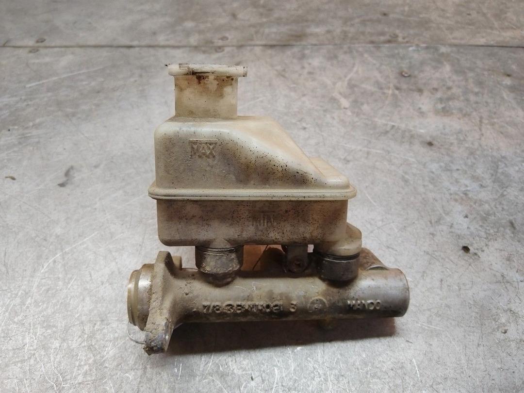 Цилиндр тормозной главный QRK06O Hyundai Lantra купить