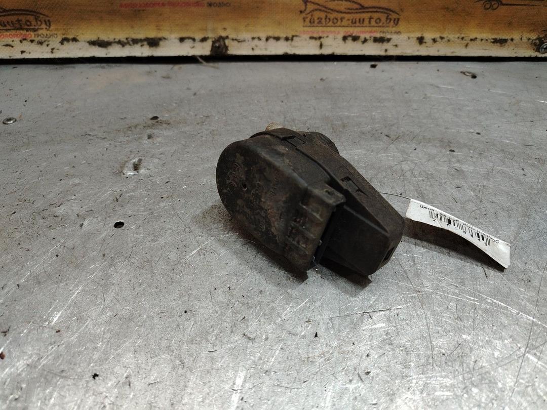 Корректор фар 6SW8T8 Peugeot 106 - Фото 2