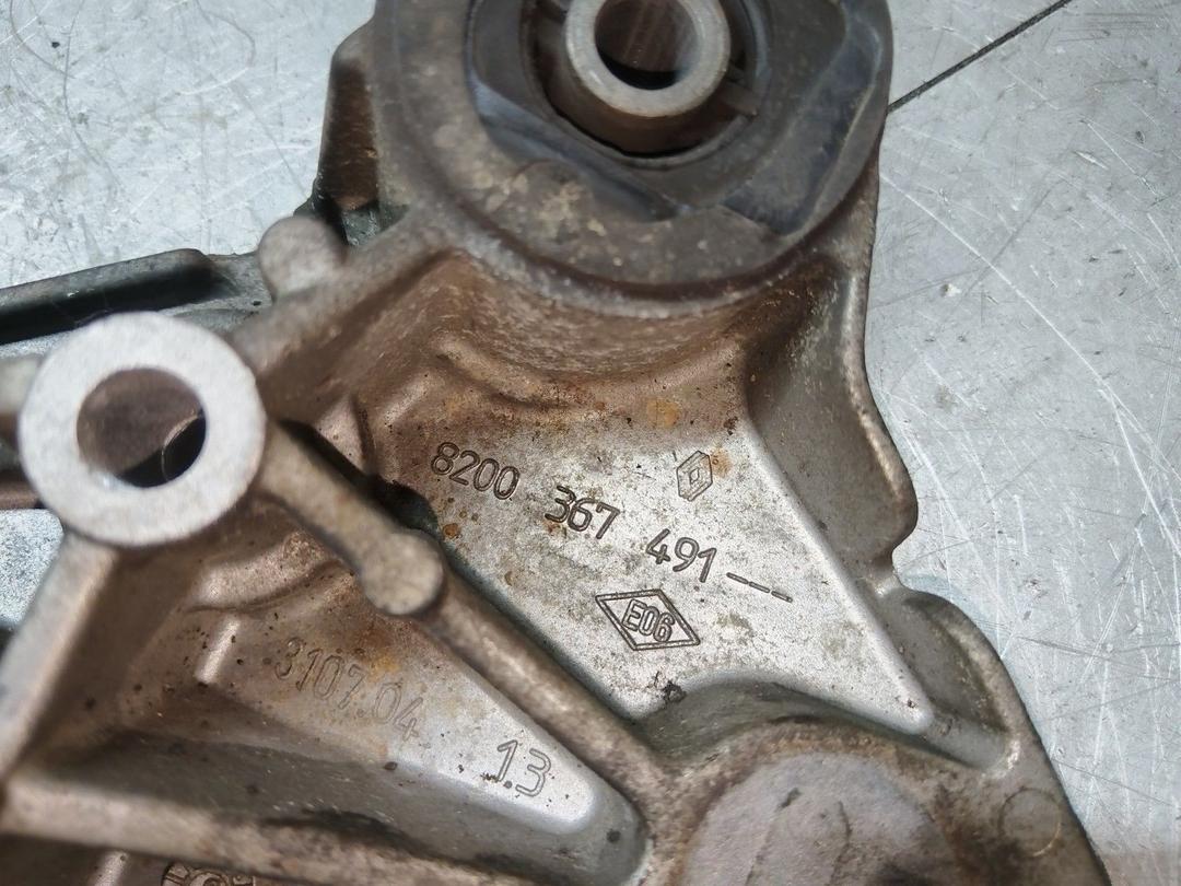 Кронштейн двигателя IYBRZ5 Renault Espace купить с доставкой