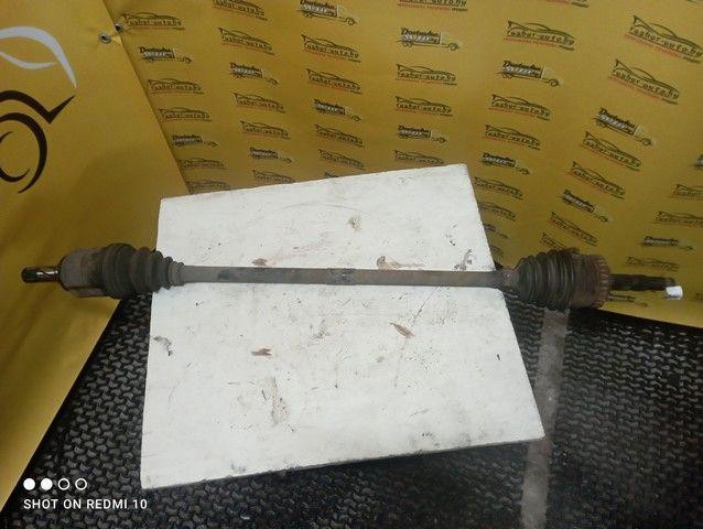 Полуось передняя правая (приводной вал, ШРУС) AJT4B6 Opel Corsa купить