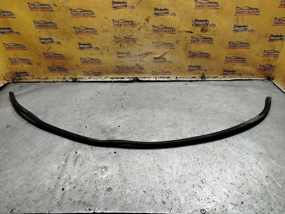 Уплотнитель капота DRLB30 Volkswagen Golf - Фото 1
