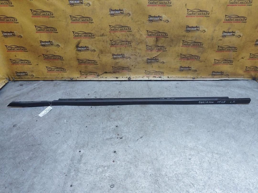 Молдинг стекла двери передней левой наружный 50DYNG Mitsubishi Carisma купить с доставкой