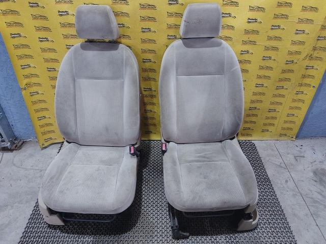 Салон (комплект сидений) 47RSOT Ford C-Max купить в магазине запчастей бу