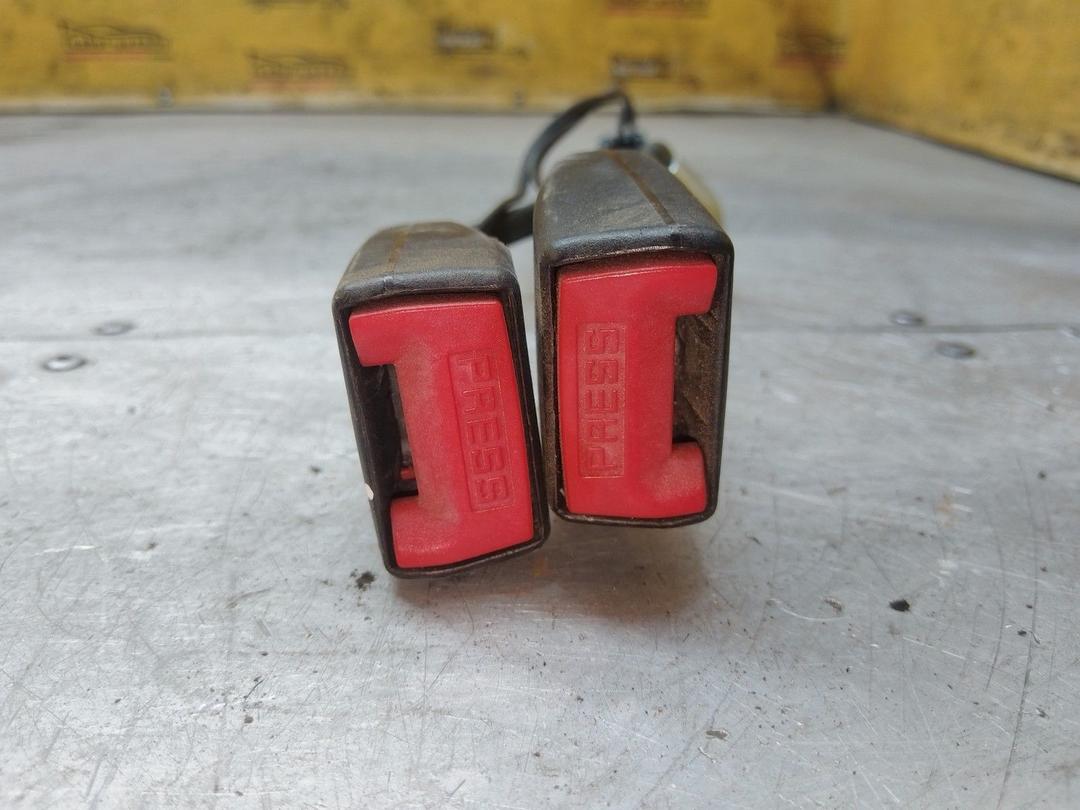 Замок ремня безопасности AMYQ84 Citroen C5 купить