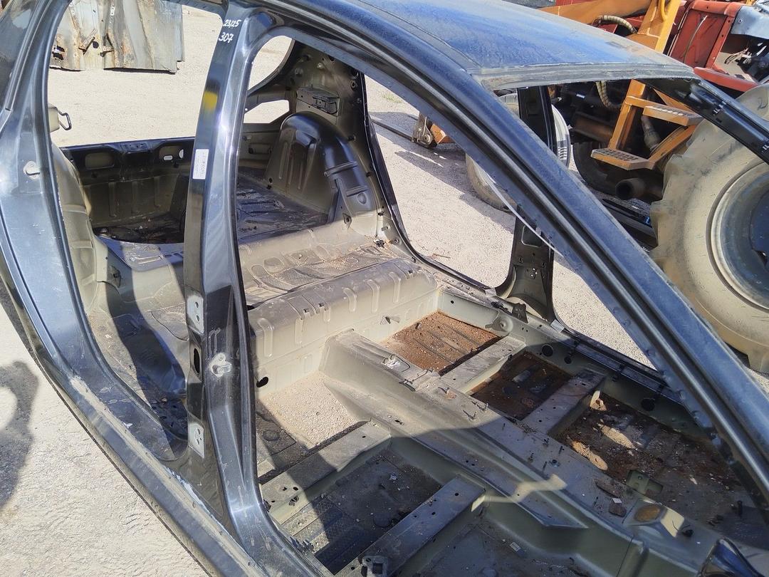 Стойка кузовная центральная правая FF49YI Peugeot 307 купить с доставкой
