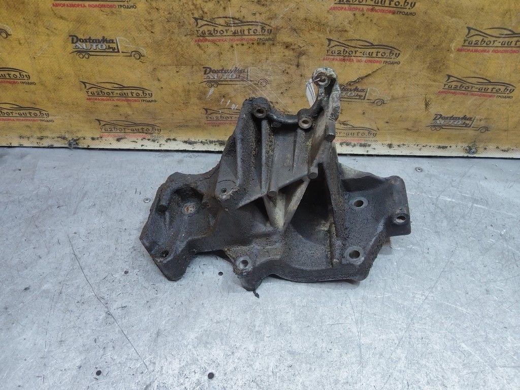 Кронштейн генератора P8JY2L Renault Espace - Фото 1