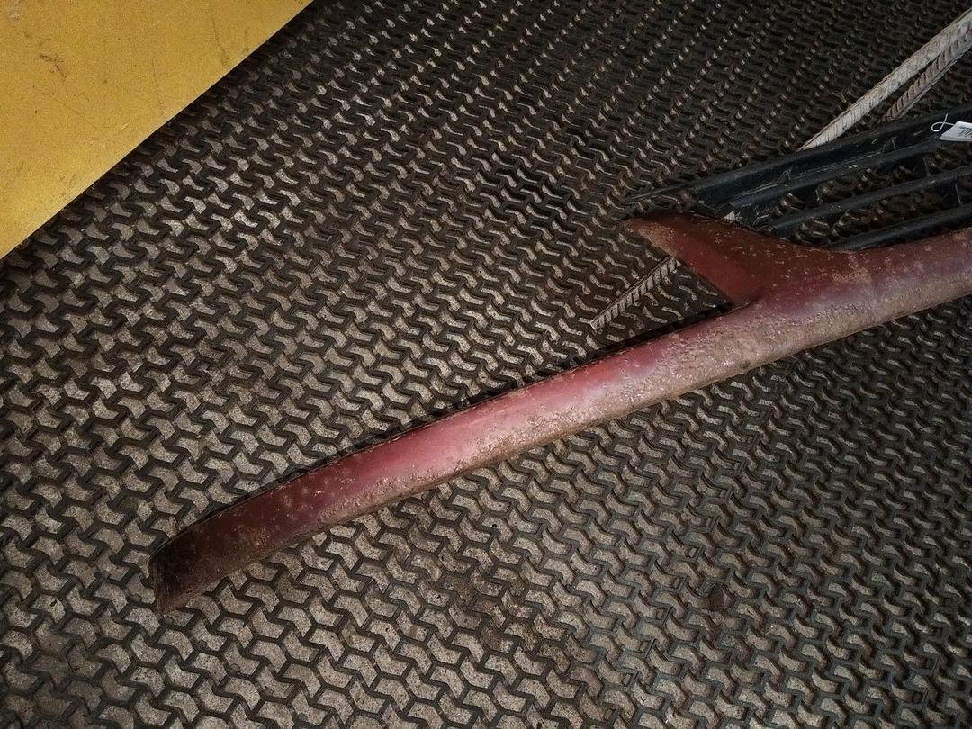 Решетка радиатора HTQ9RG Volkswagen Passat undefined