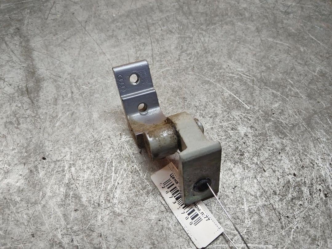 Петля двери задней левой 0M5L82 Audi A6