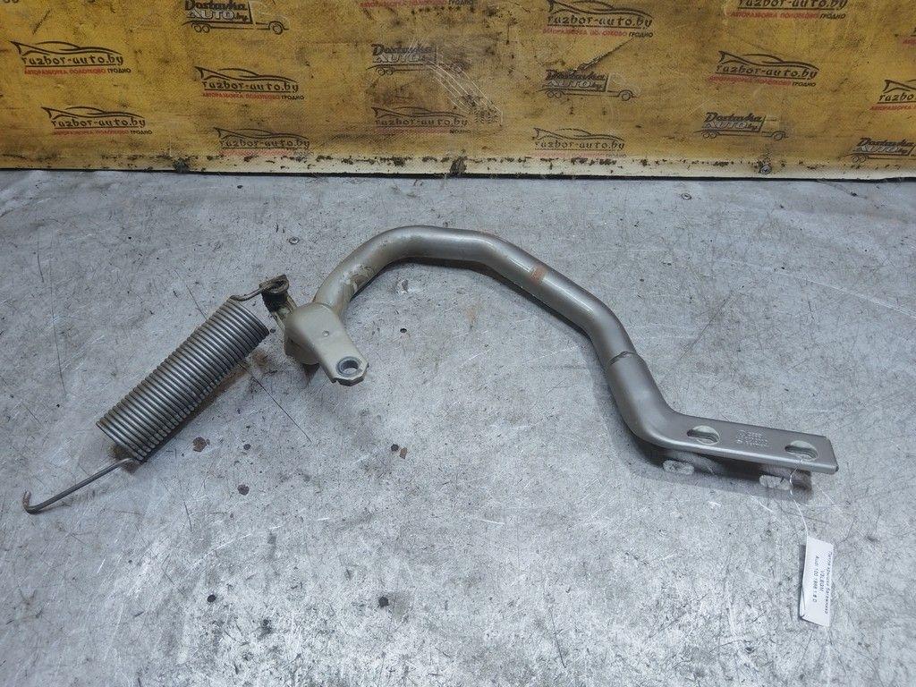 Петля крышки багажника V3LEGM Audi 100 - Фото 1