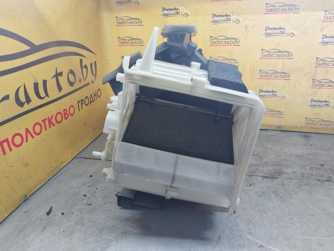 Корпус отопителя (печки) KHTWNZ Mazda Premacy купить в магазине запчастей бу