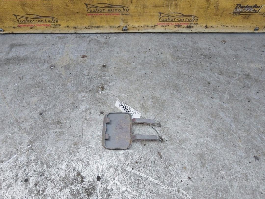 Заглушка (решетка) в бампер задний E9VILV Peugeot 406