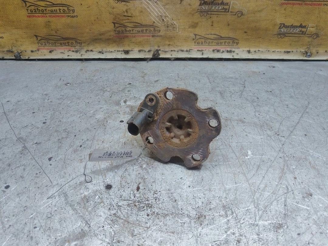 Цапфа задняя (ось ступицы) XS3IYA Volkswagen Golf - Фото 3