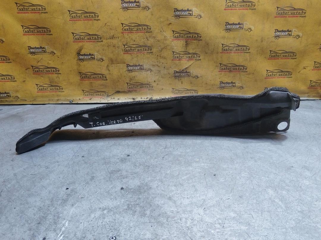 Пыльник крыла переднего правого VR179M Toyota Corolla Verso