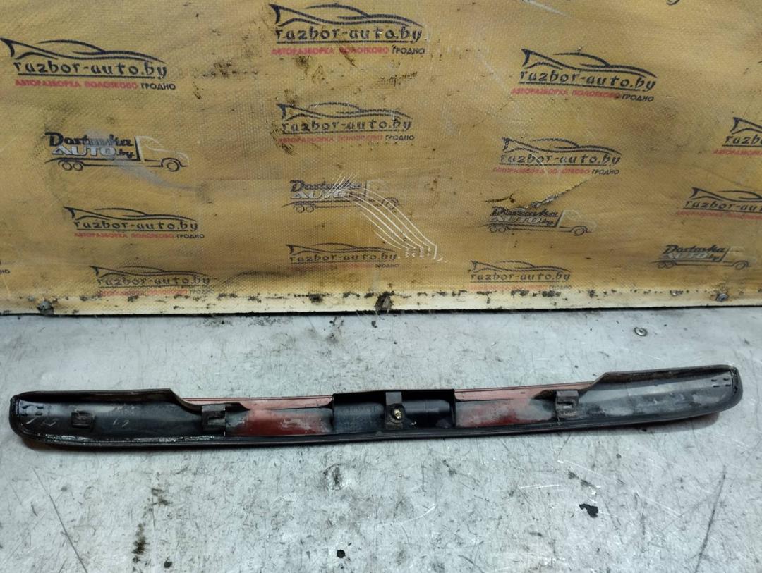 Накладка подсветки номера RS03ZV Toyota Corolla - Фото 4