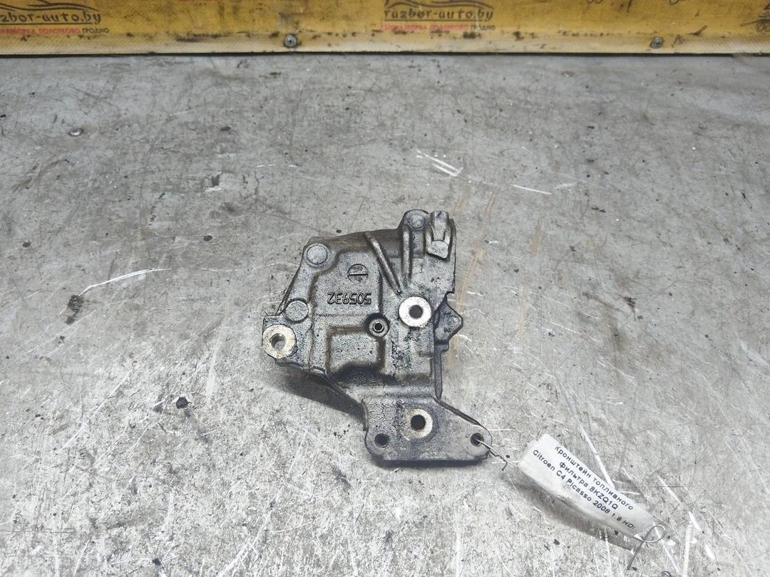 Подголовник 2W8G9L Alfa Romeo 147