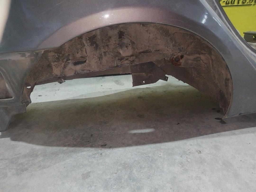 Крыло заднее правое T6WHED Renault Scenic купить на авторазборке