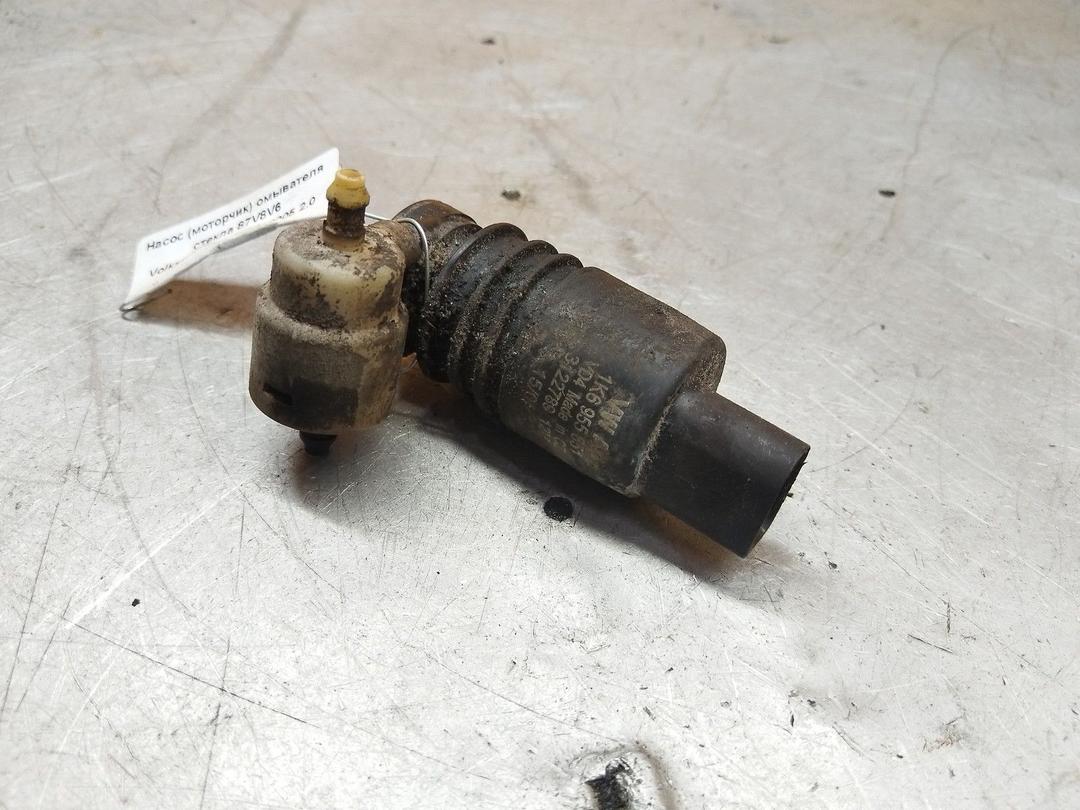 Насос (моторчик) омывателя стекла 87V8V6 Volkswagen Passat купить с доставкой