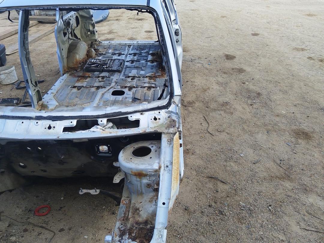 Стойка кузовная передняя левая NA4681 Kia Carnival купить в магазине запчастей бу