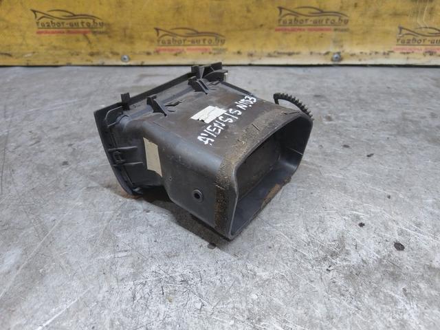 Дефлектор обдува салона 6CHA93 Toyota Avensis купить в магазине запчастей бу