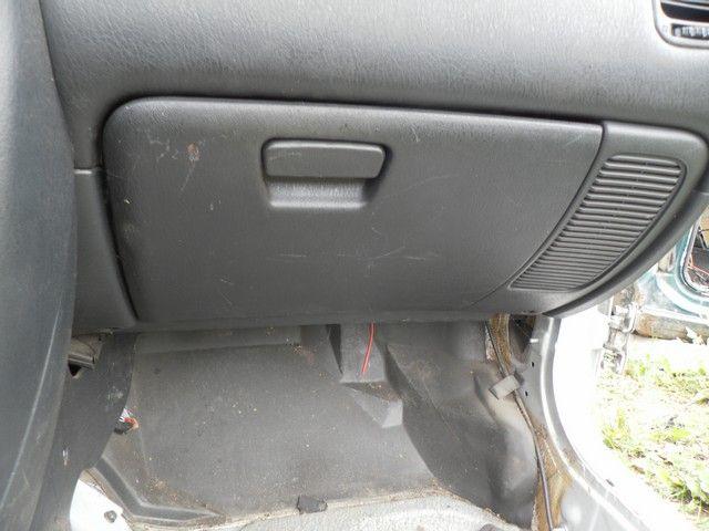 Бардачок CE8DRK Mitsubishi Carisma купить