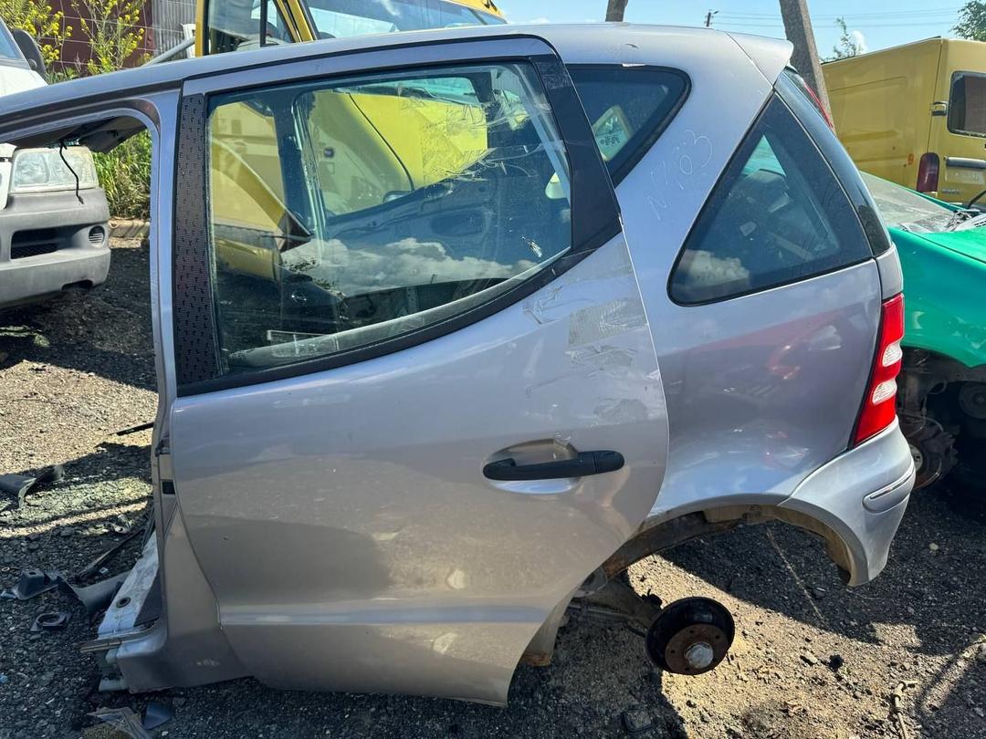 Ручка внутренняя задняя левая YLPSNF Mercedes A W168