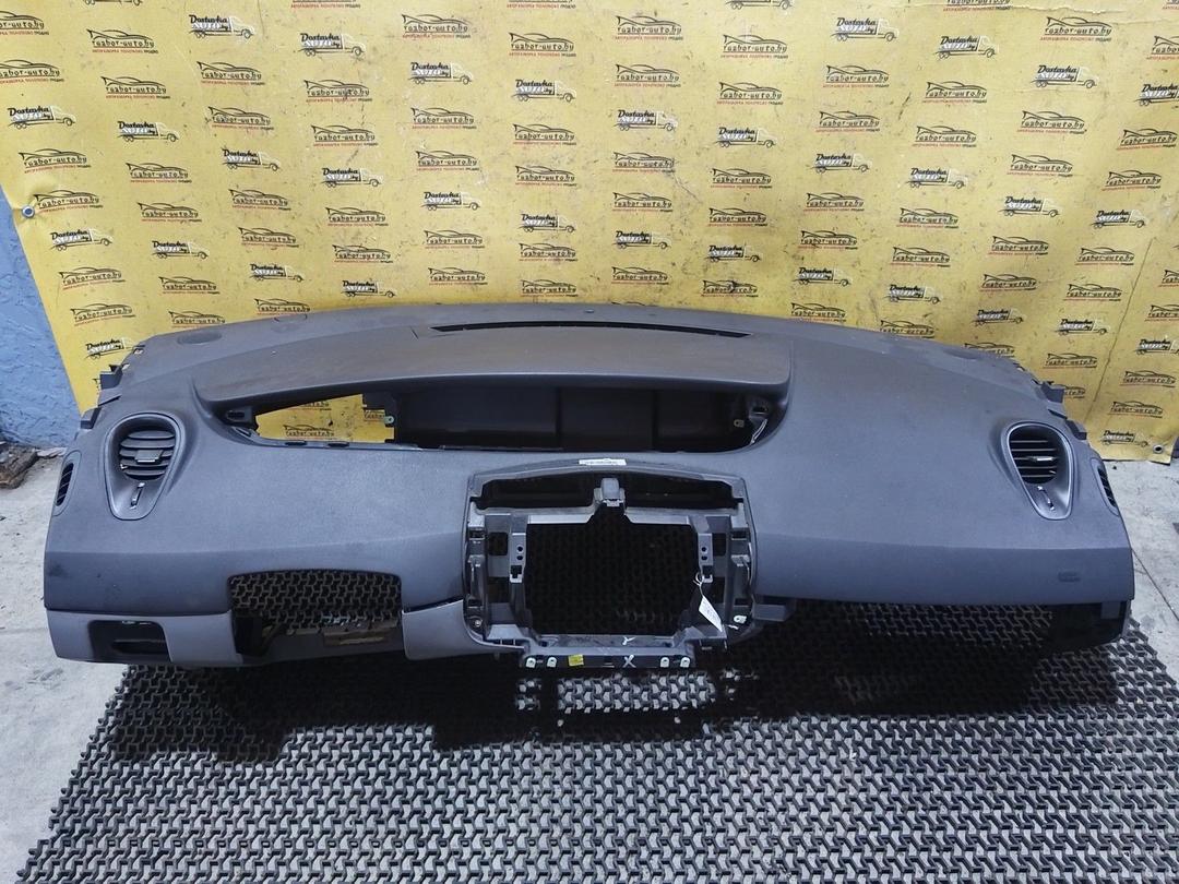 Панель передняя салона (торпедо) 92I3WH Renault Scenic купить