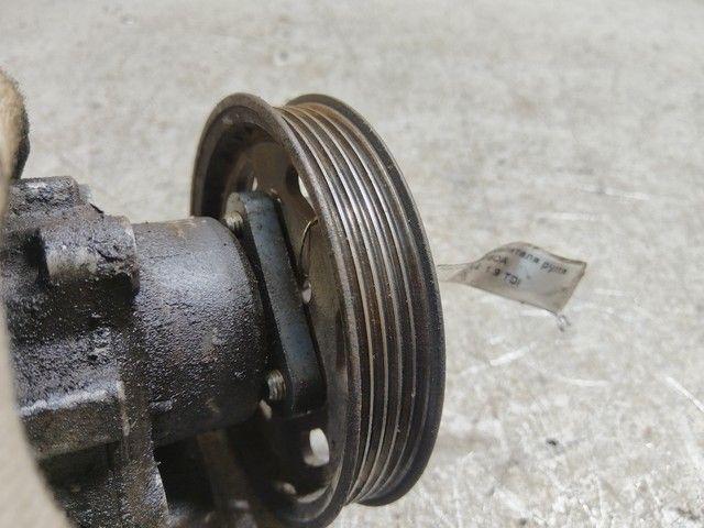 Насос гидроусилителя руля 0DF5OA Audi A4 купить на авторазборке