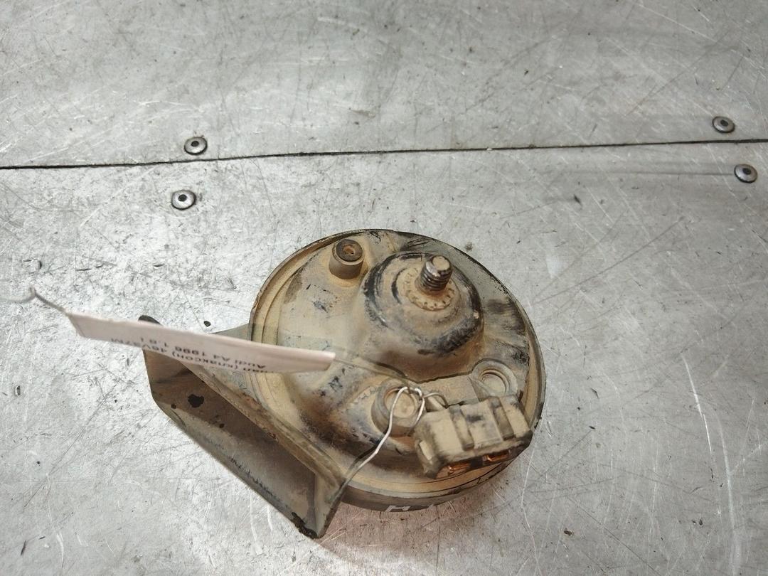 Сигнал (клаксон) 46V37M Audi A4 купить