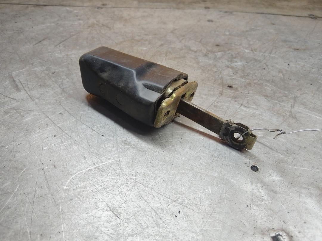 Ограничитель открывания двери задней DDOJR0 Volkswagen Passat - Фото 1