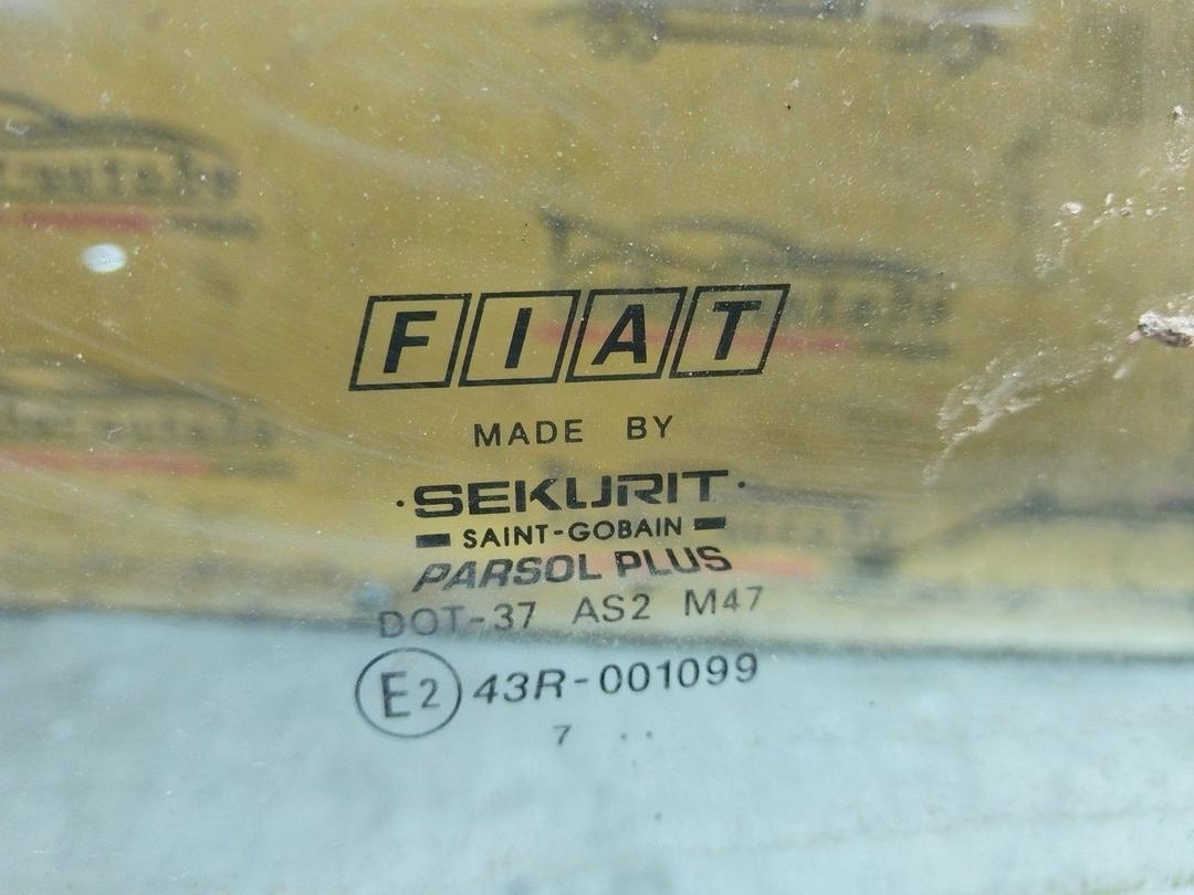 Стекло двери передней правой 0HFSIY Fiat Marea купить в магазине запчастей бу