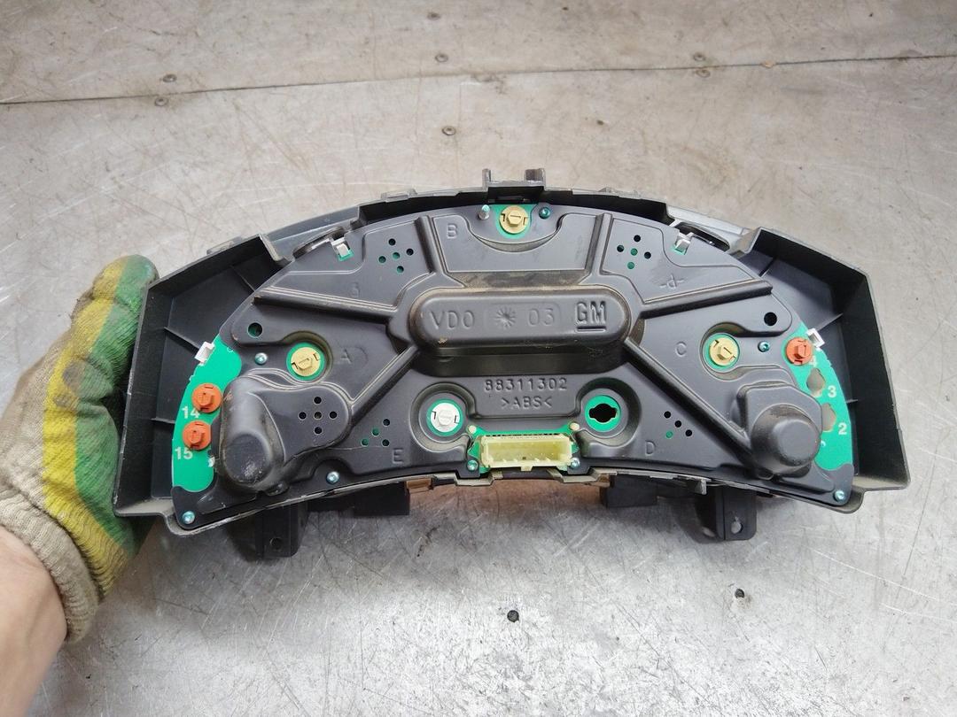 Щиток приборов (приборная панель) 7LG6ZC Opel Meriva купить в магазине запчастей бу