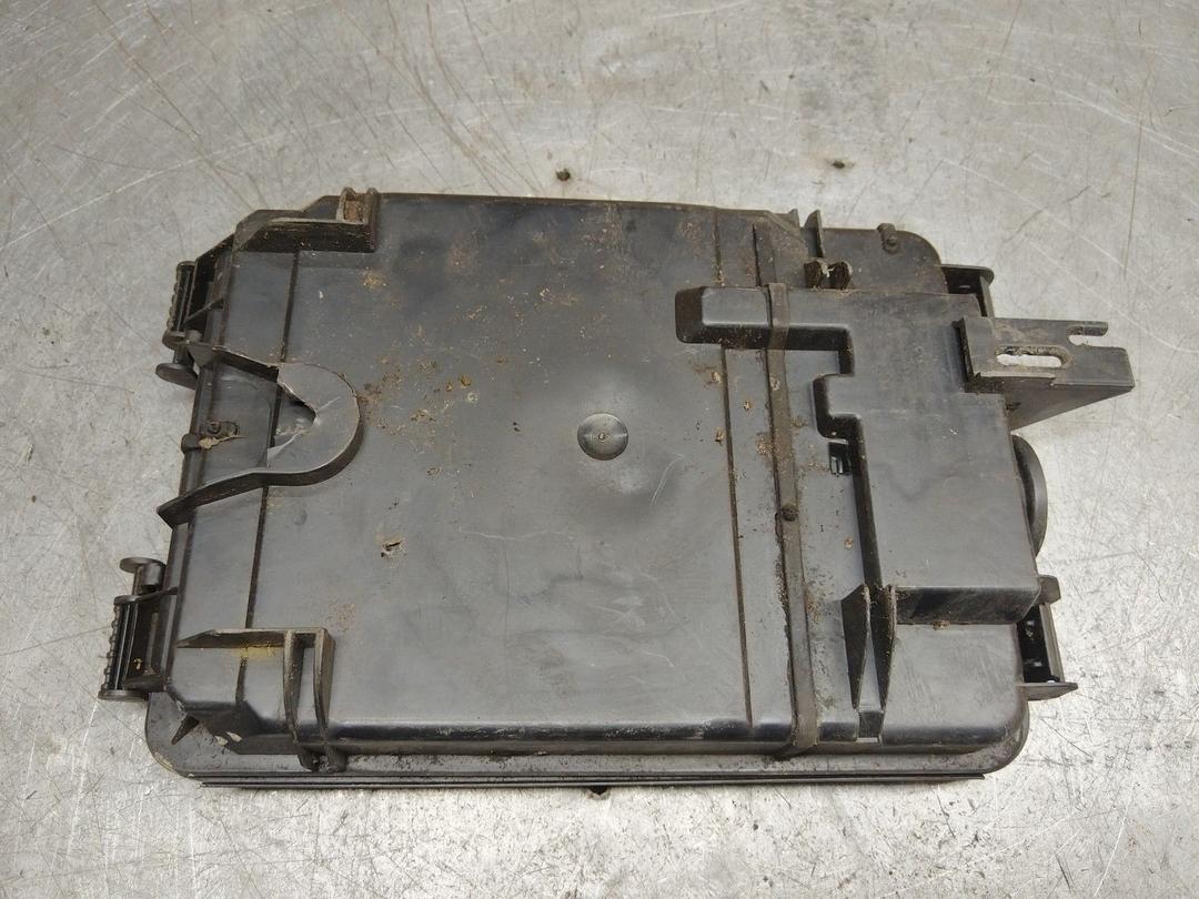 Короб предохранителей 5ADU77 Volkswagen Passat - Фото 4