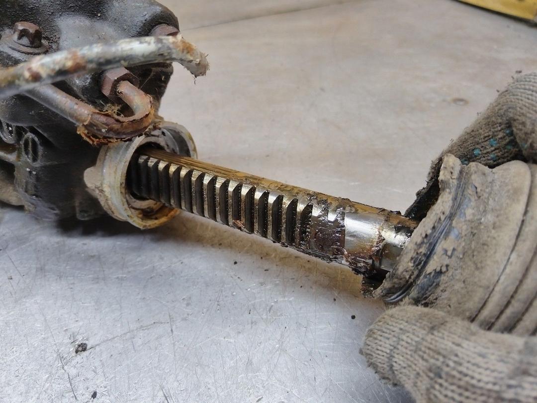 Рулевая рейка DZGWYM Nissan Almera купить на авторазборке