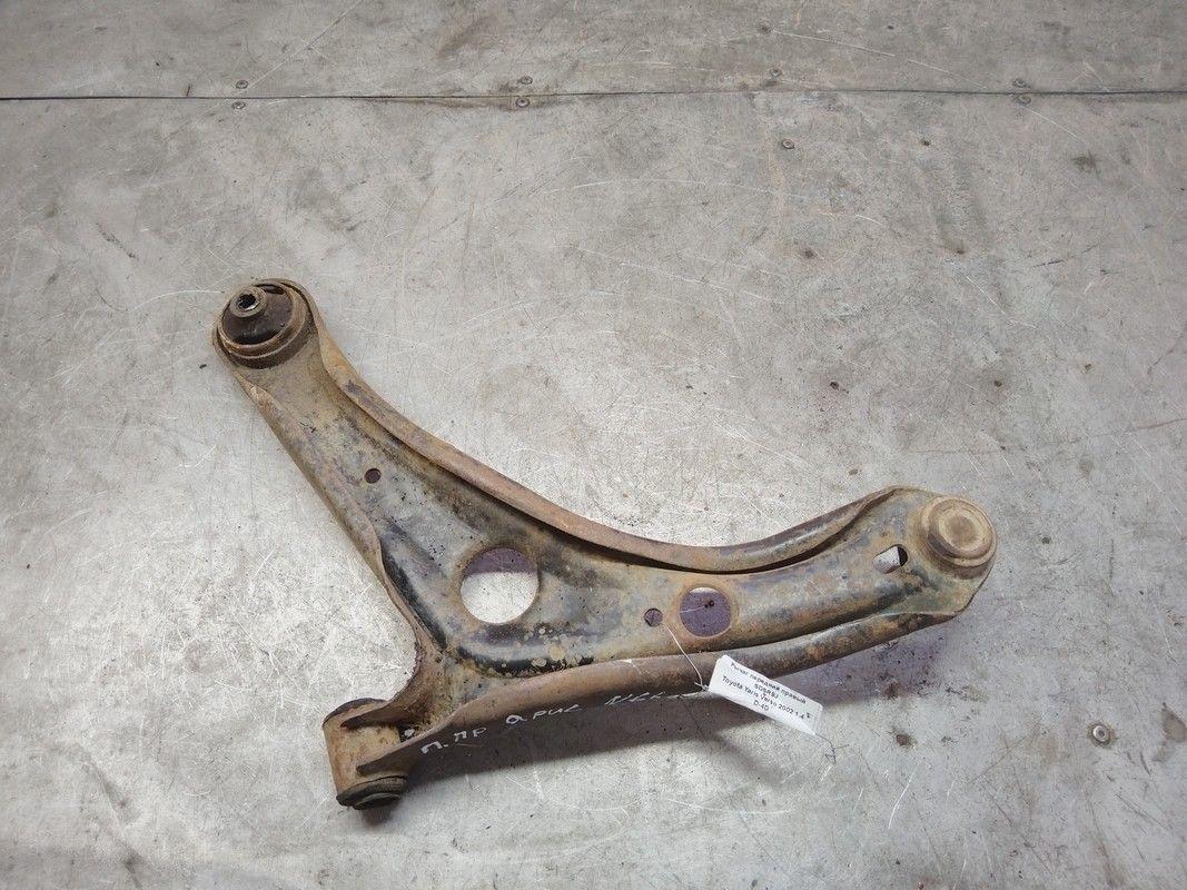 Рычаг передний правый SDSR9J Toyota Yaris Verso