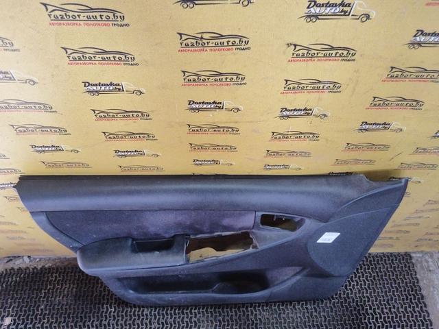 Обшивка двери передней левой (дверная карта) OF47S4 Toyota Corolla купить с доставкой