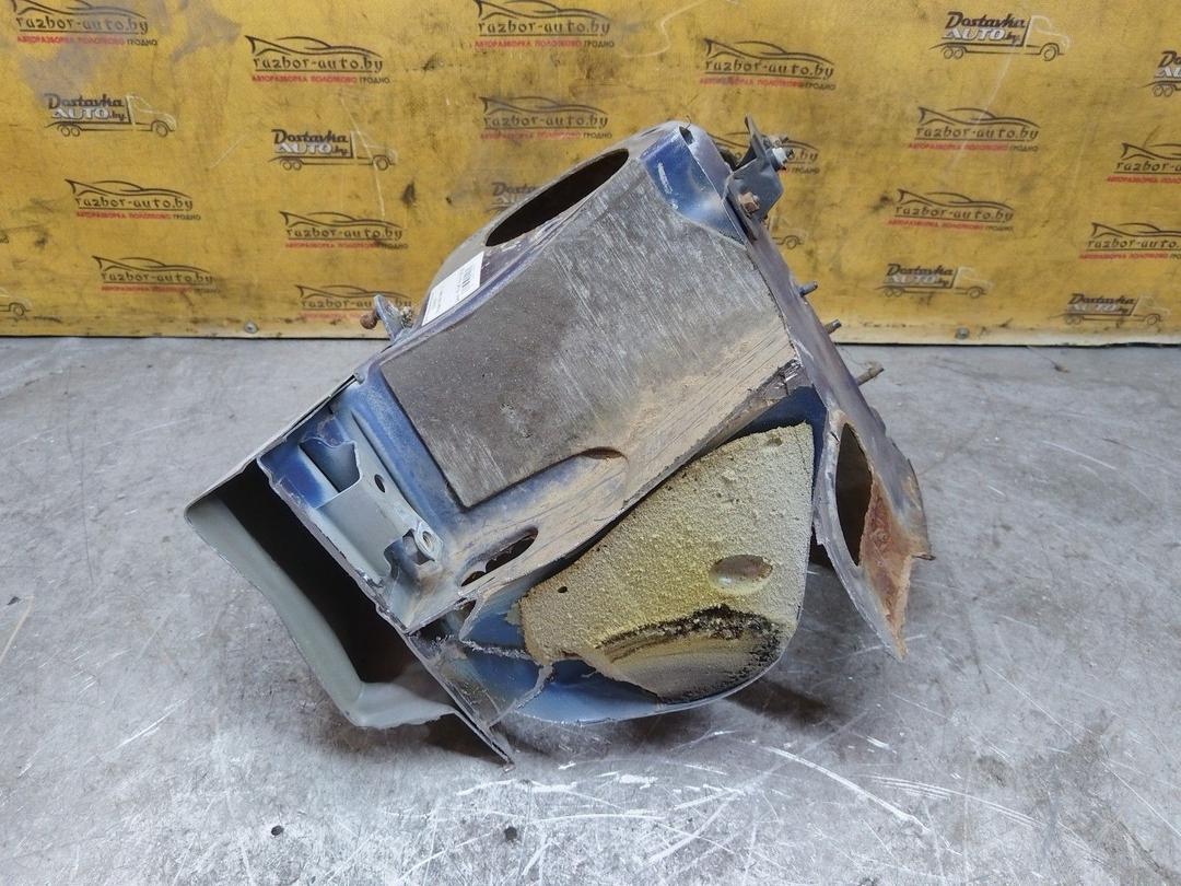 Стакан лонжерона левый ZG33CE Peugeot 406 купить