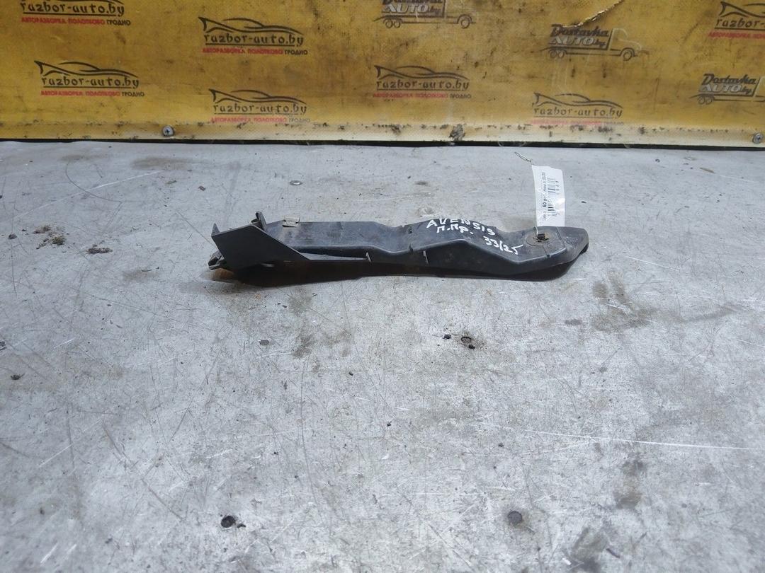 Кронштейн крепления бампера переднего OM3H41 Toyota Avensis купить