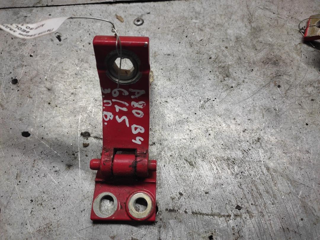 Петля двери задней правой 9E0L1Y Audi 80