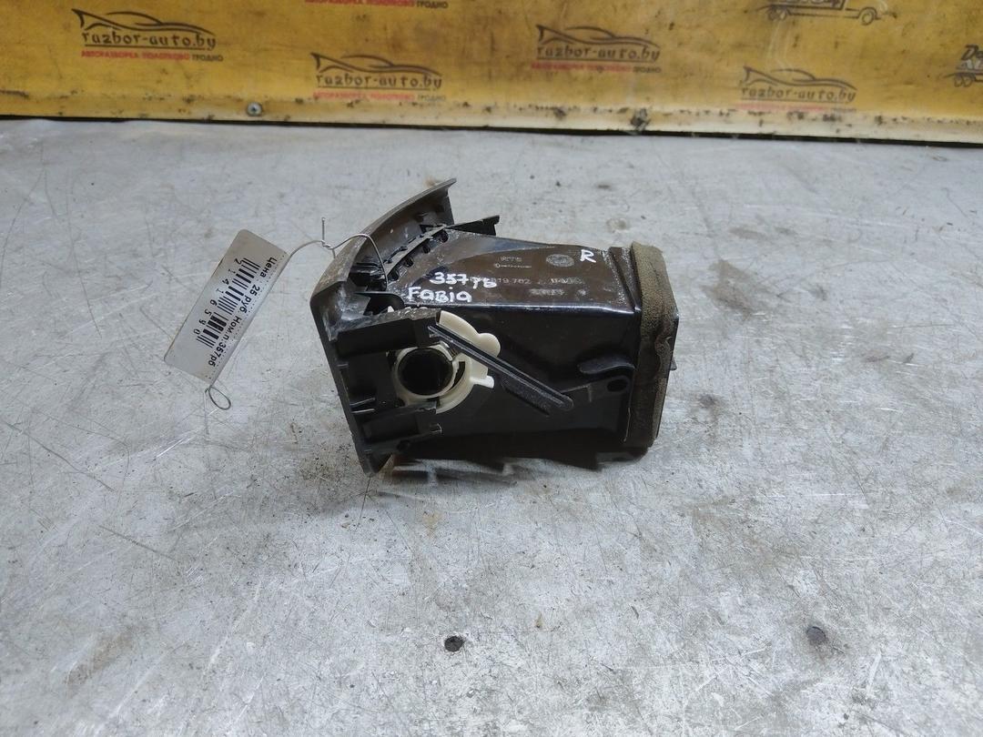 Дефлектор обдува салона W0UI9J Skoda Fabia купить