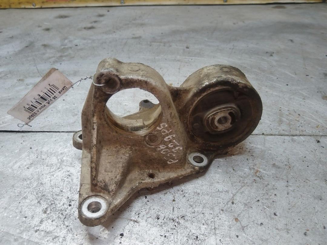 Кронштейн полуоси 7H1AHA Peugeot 306 купить с доставкой