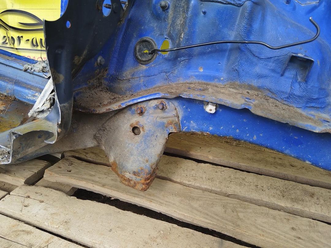 Лонжерон левый QEK41C Volkswagen Golf undefined