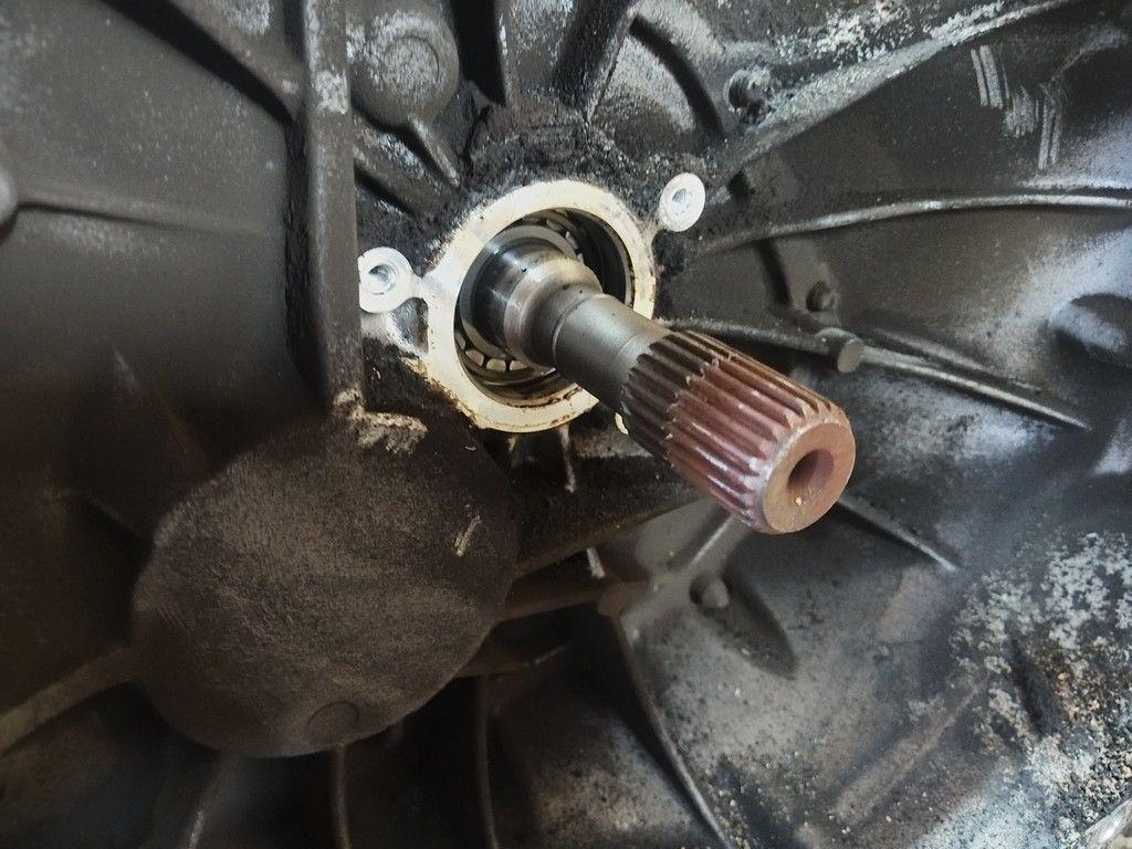 КПП механическая (МКПП) 5-ступенчатая 3YZPFP Ford C-Max - Фото 3