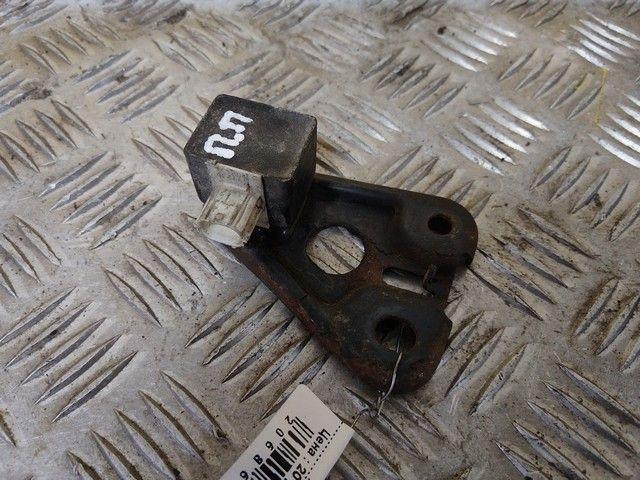 Датчик удара HWD717 Toyota Yaris