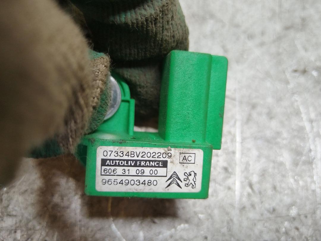 Датчик удара SU317Z Citroen C4 Picasso купить в магазине запчастей бу