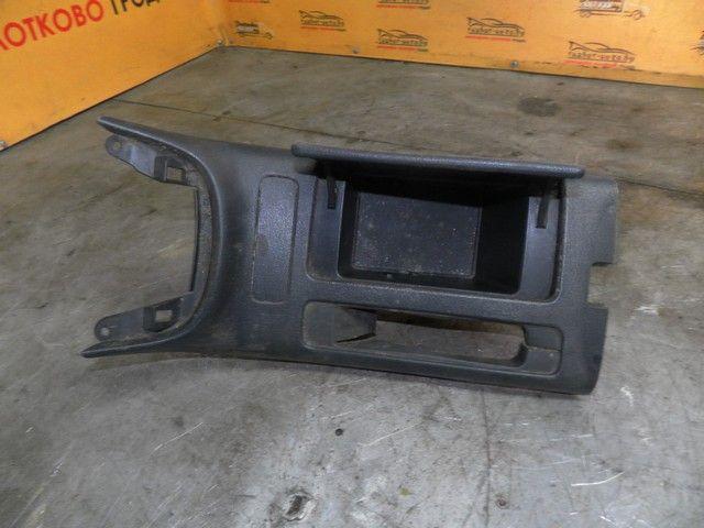 Консоль салона (кулисная часть) B36MEK Peugeot 406 купить в магазине запчастей бу