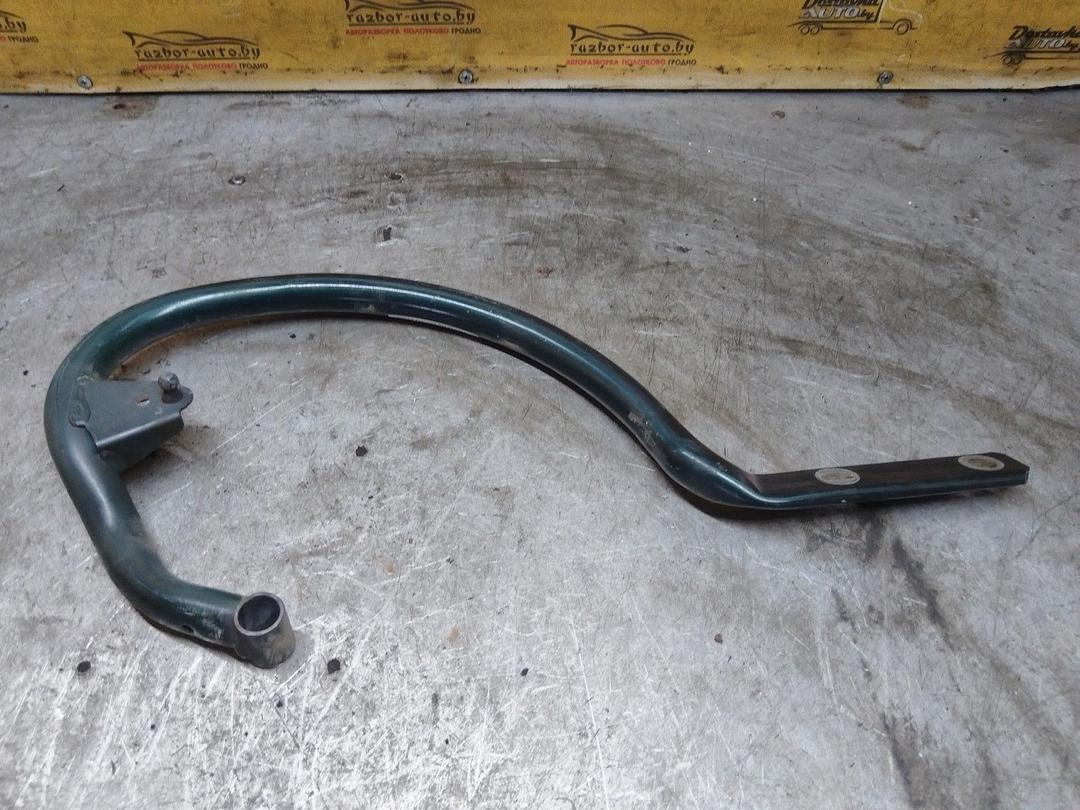 Петля крышки багажника L68ZJI Peugeot 406 купить