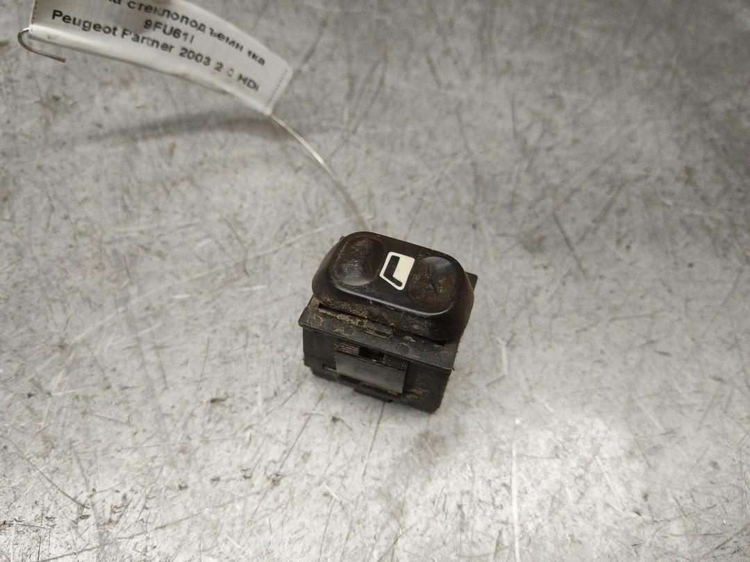 Кнопка стеклоподъемника 9FU61I Peugeot Partner - Фото 1